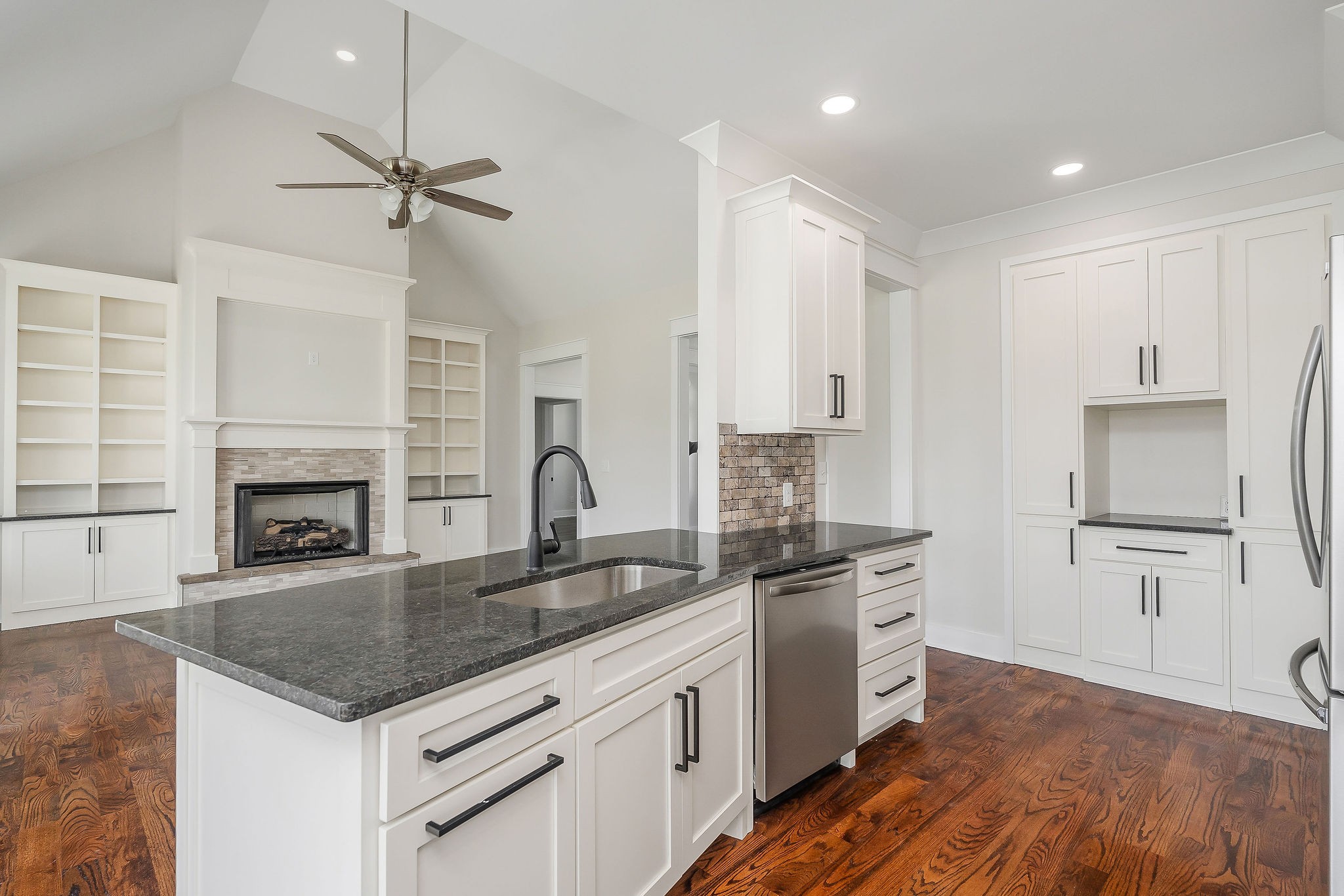 1378 Tom Grissom Road Morrison, TN 37357 - Photo 4 of 47