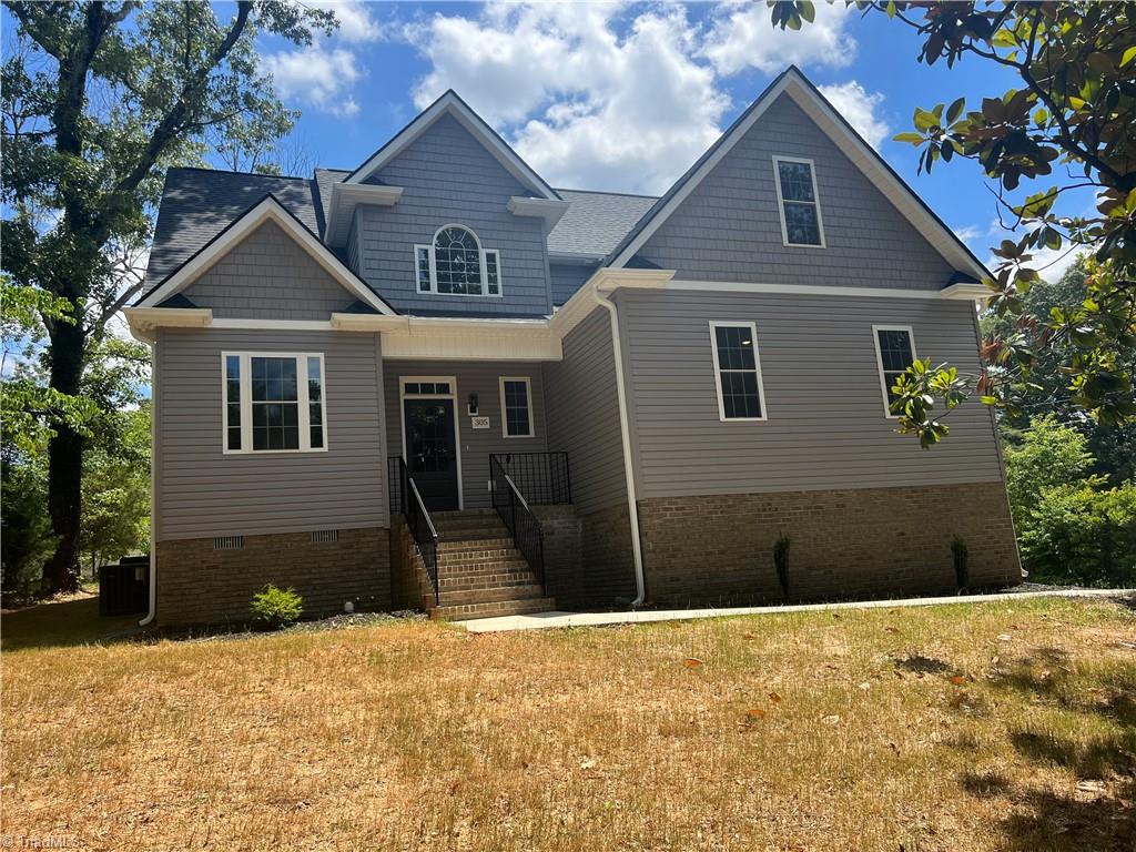 305 Oakdale Road Jamestown, NC 27282 - Photo 1 of 47 Gallery Image 1