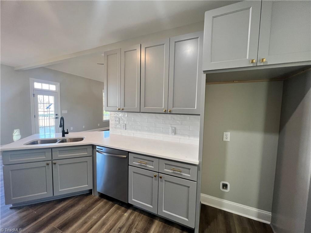 305 Oakdale Road Jamestown, NC 27282 - Photo 14 of 47 Gallery Image 14