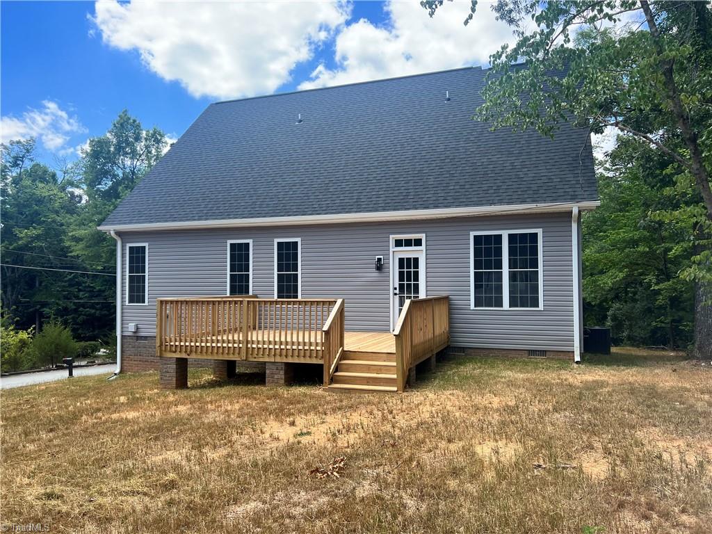 305 Oakdale Road Jamestown, NC 27282 - Photo 4 of 47 Gallery Image 4