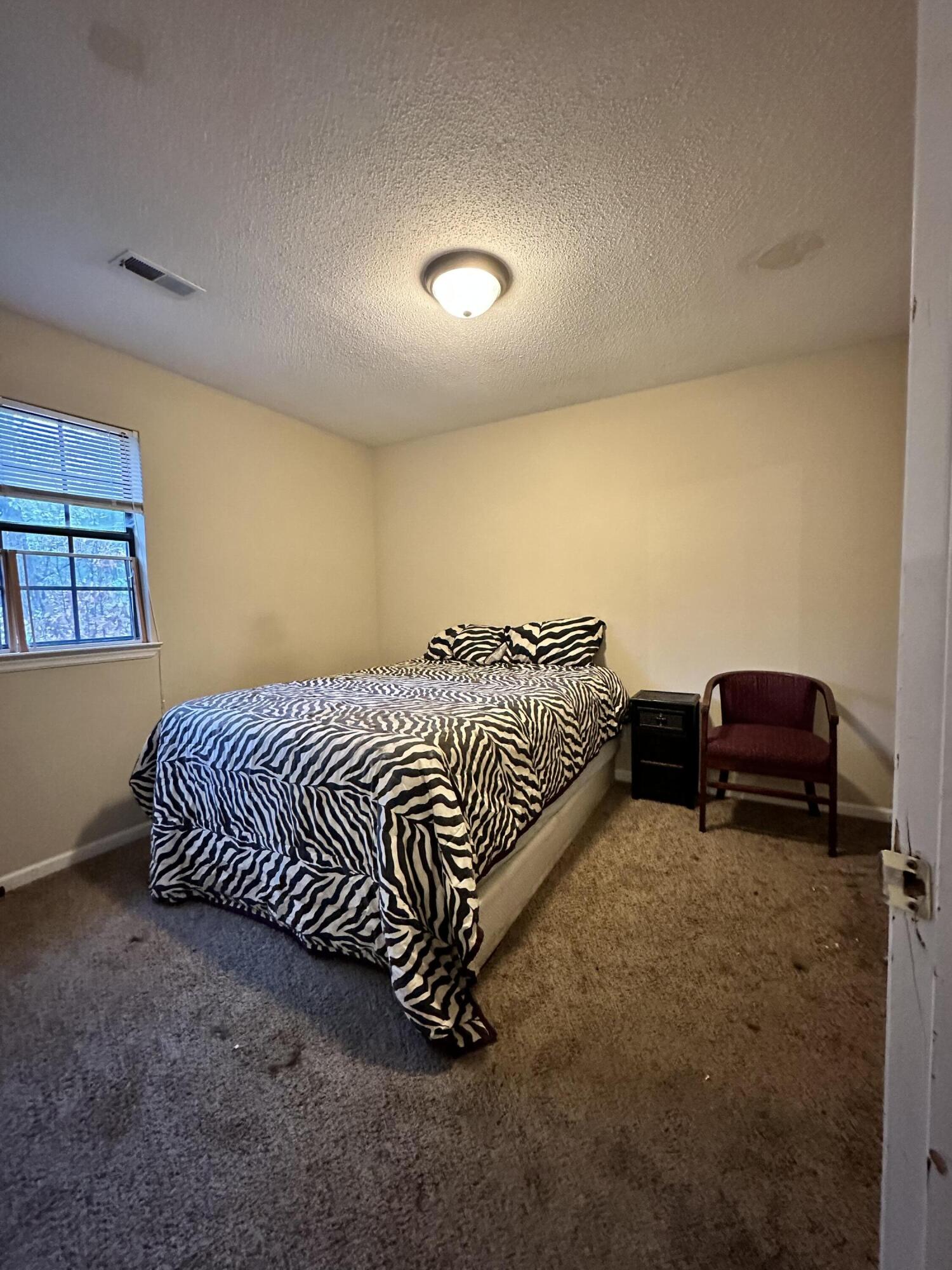 1415 Reeves Avenue Chattanooga, TN 37412 - Photo 8 of 11 65BD2408-EDC7-4A19-B5B0-DA201823DAF6