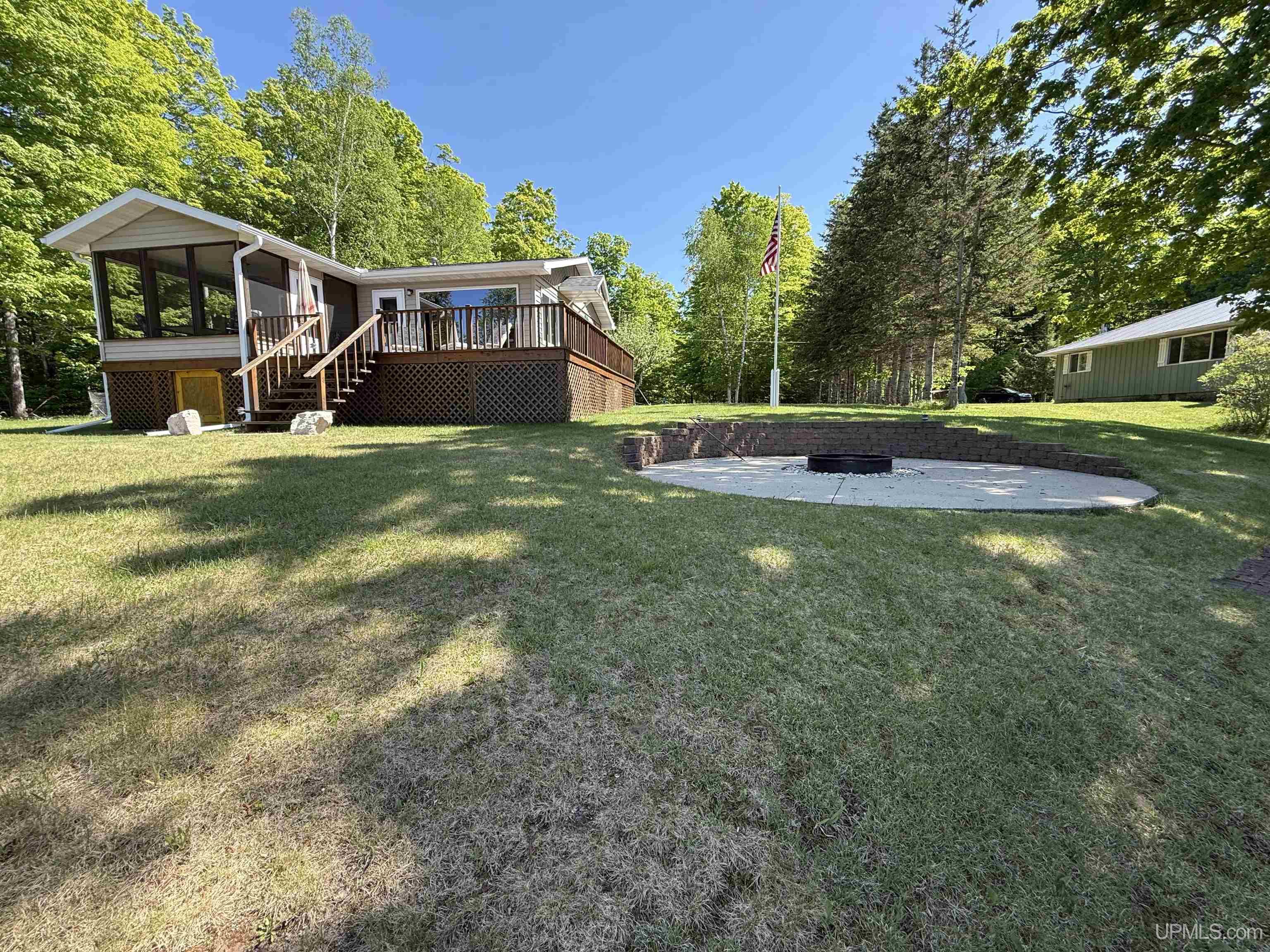 6990 West Smith Lake Road Manistique, MI 49854 - Photo 14 of 46