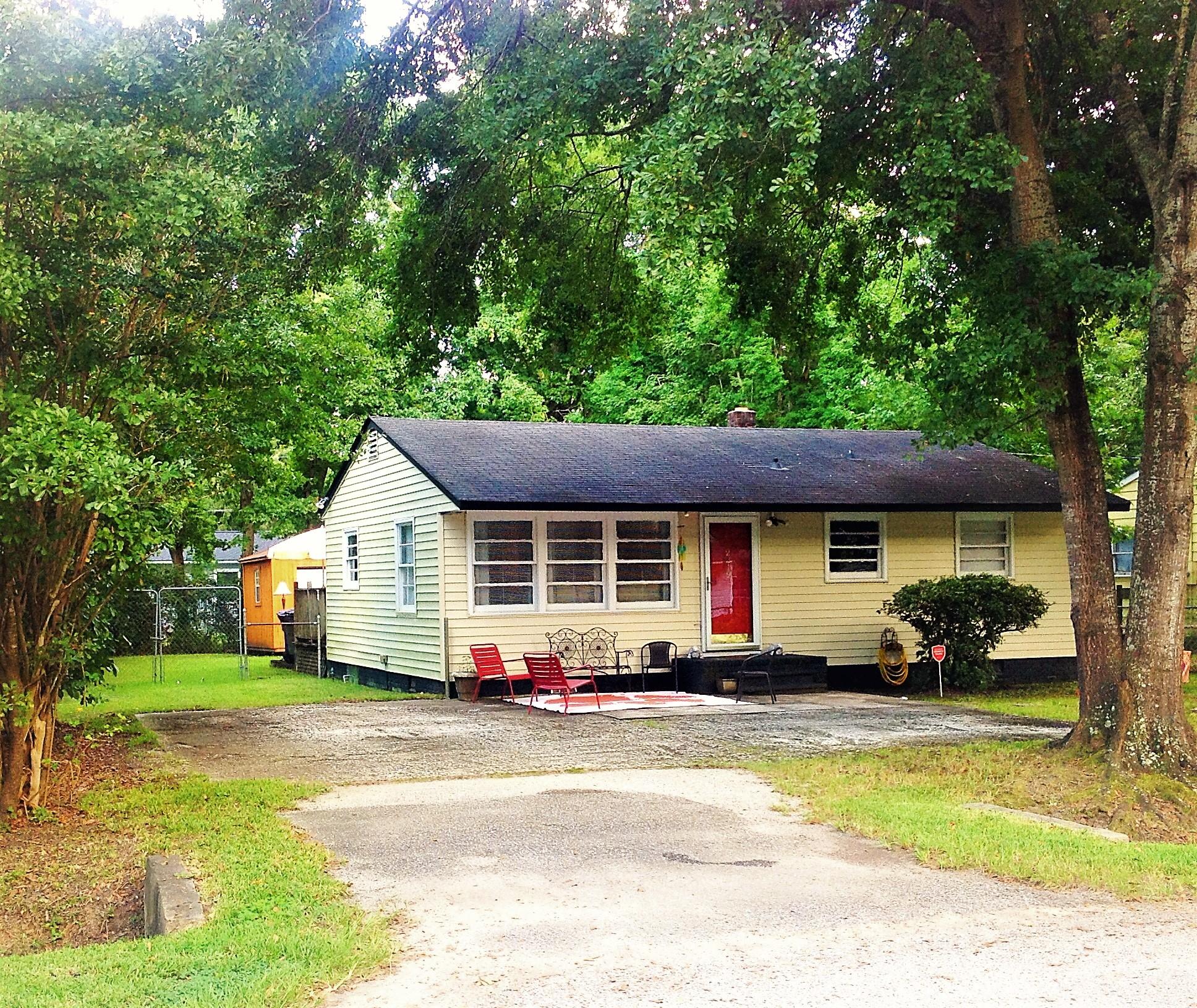 2319 Falcon Road North Charleston, SC 29406 - Photo 1 of 29 20