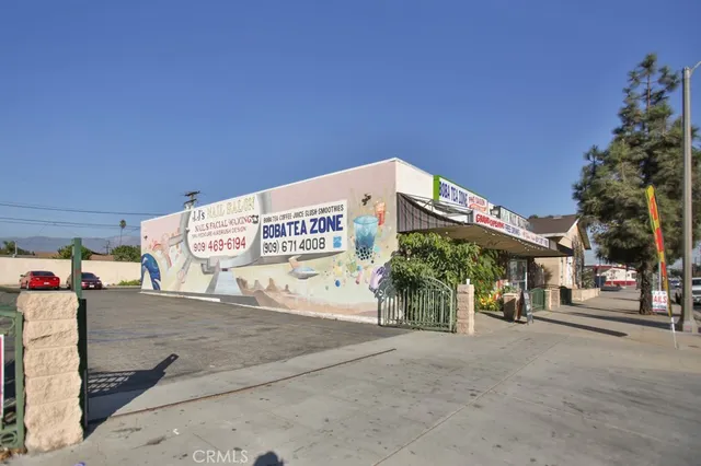 $999,500 | 961 East Mission Boulevard, Pomona, CA 91766