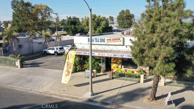 $999,500 | 961 East Mission Boulevard, Pomona, CA 91766