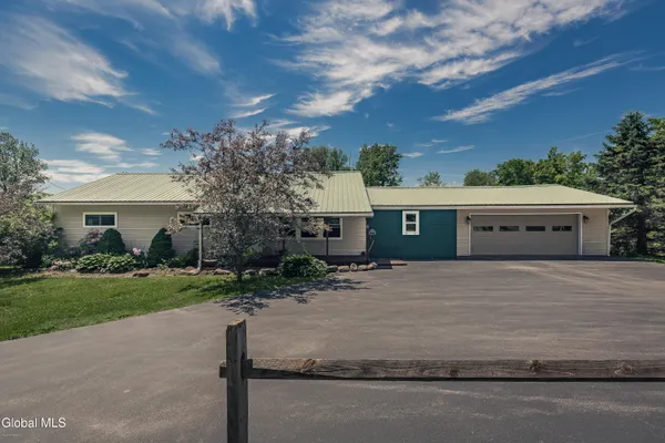 $399,900 | 1302 County Highway 107, Perth, NY 12070