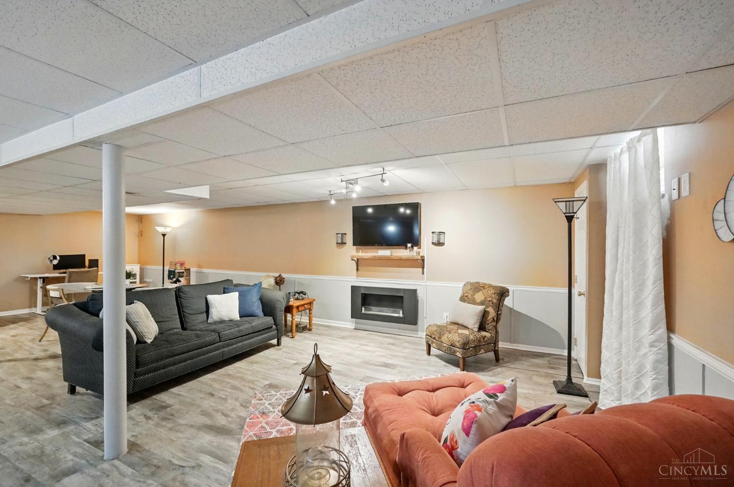 4786 Ebenezer Road Cincinnati, OH 45248 - Photo 21 of 36