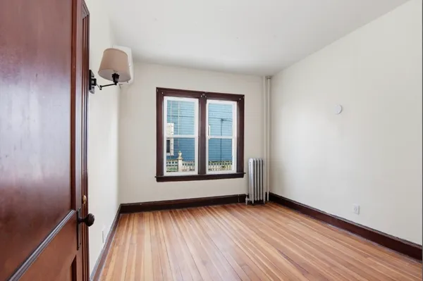 $2,000 | 341 Belmont Street, Unit 2, Fall River, MA 02720