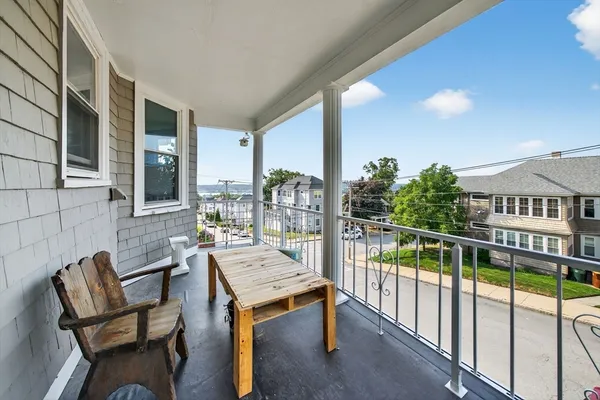 $2,000 | 341 Belmont Street, Unit 2, Fall River, MA 02720