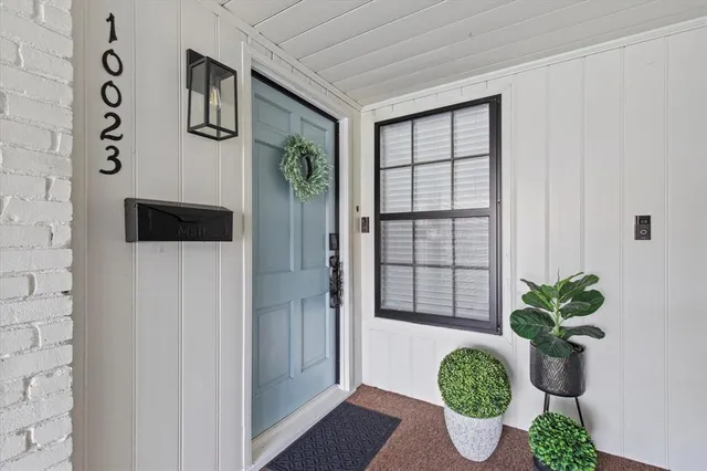 a view of a entryway door front of the house