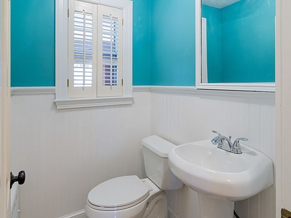 83 Louise Road Belmont, MA 02478 - Photo 13 of 25 Gallery Image 13