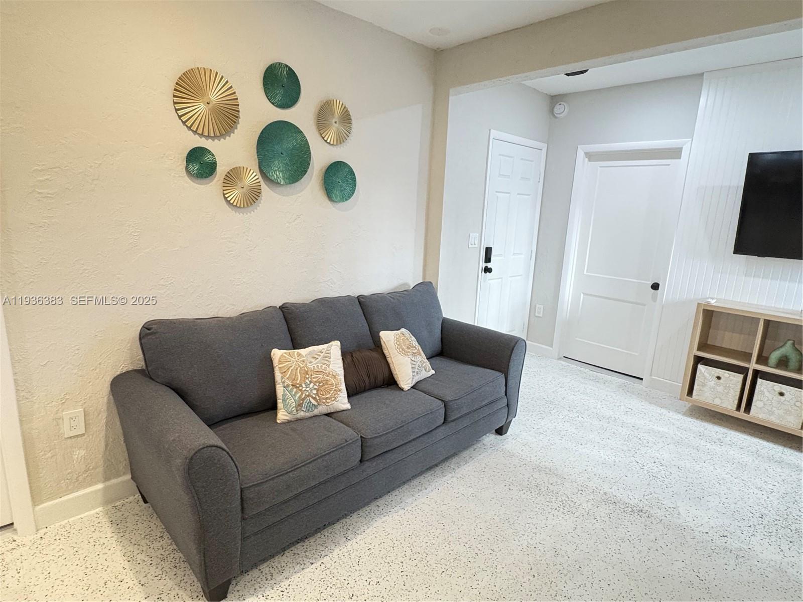 1901 Southwest Sw 9 Street, Unit 3 Miami, FL 33135 - Photo 1 of 30