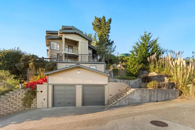$2,450,000 | 107 Dolphine Avenue, El Granada, CA 94019