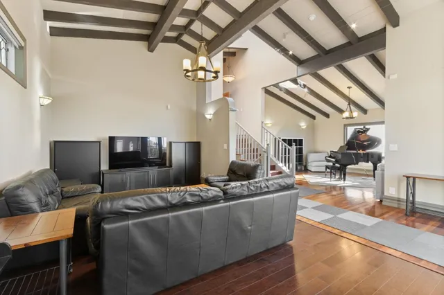 $2,450,000 | 107 Dolphine Avenue, El Granada, CA 94019