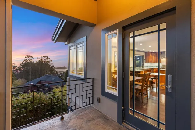 $2,575,000 | 107 Dolphine Avenue, El Granada, CA 94019