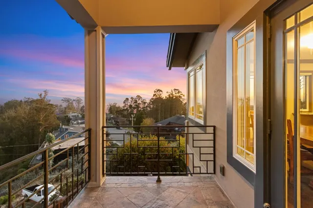 $2,575,000 | 107 Dolphine Avenue, El Granada, CA 94019