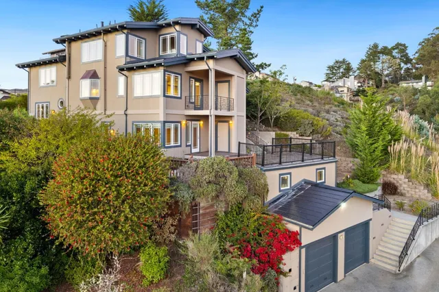 $2,575,000 | 107 Dolphine Avenue, El Granada, CA 94019