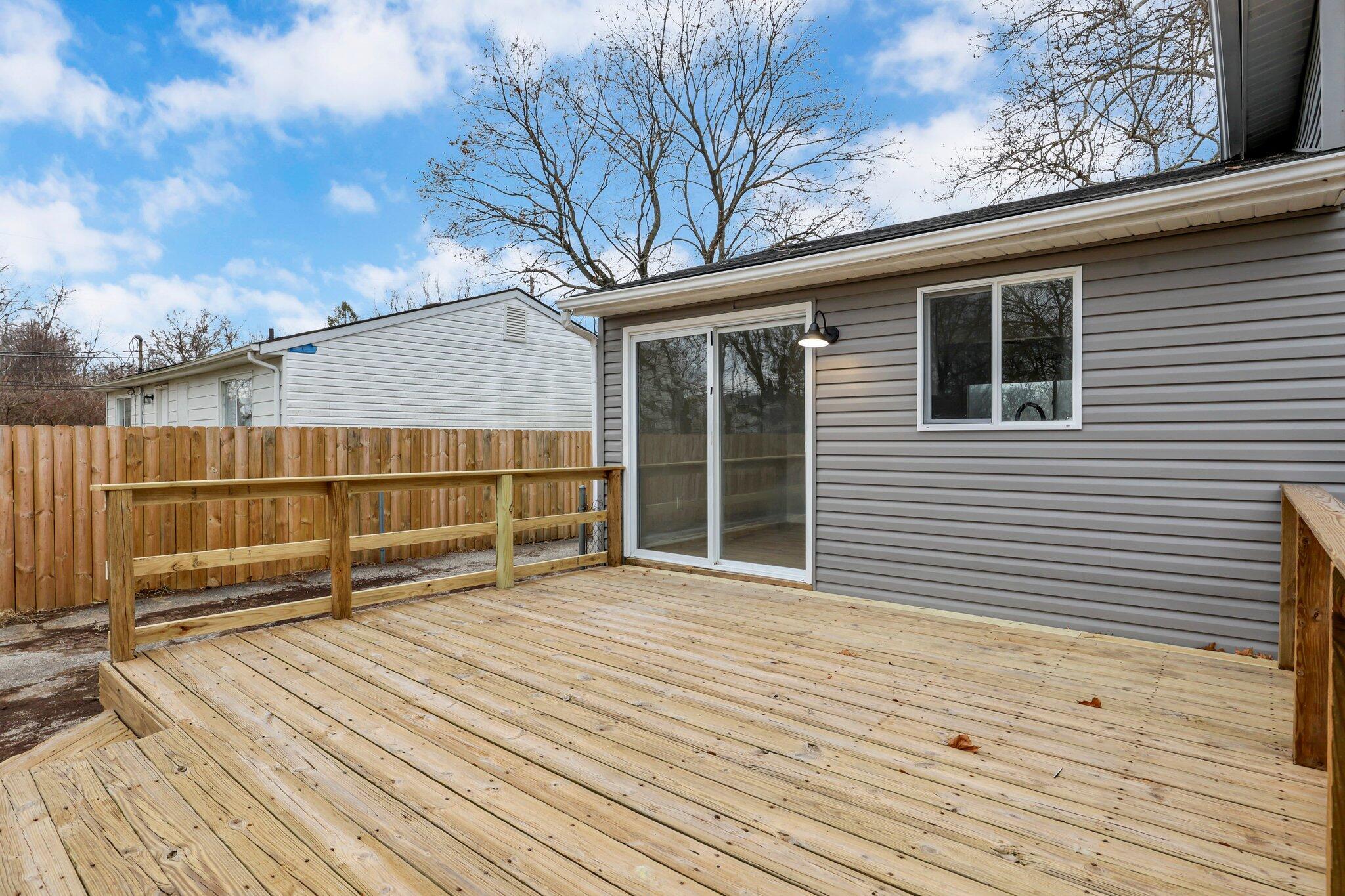 3628 Arnsby Road Columbus, OH 43232 - Photo 35 of 41 13-web-or-mls-0N4A6041
