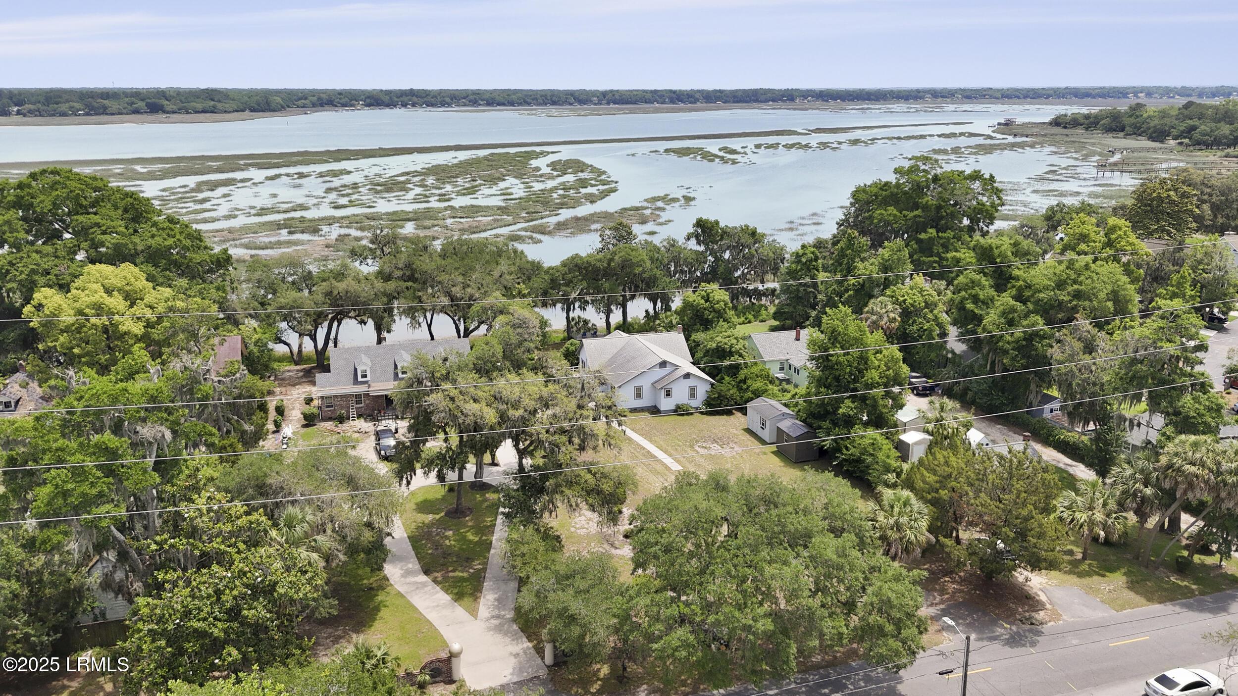1413 Pigeon Point Road Beaufort, SC 29902 - Photo 3 of 74 dji_20250516130509_0020_d
