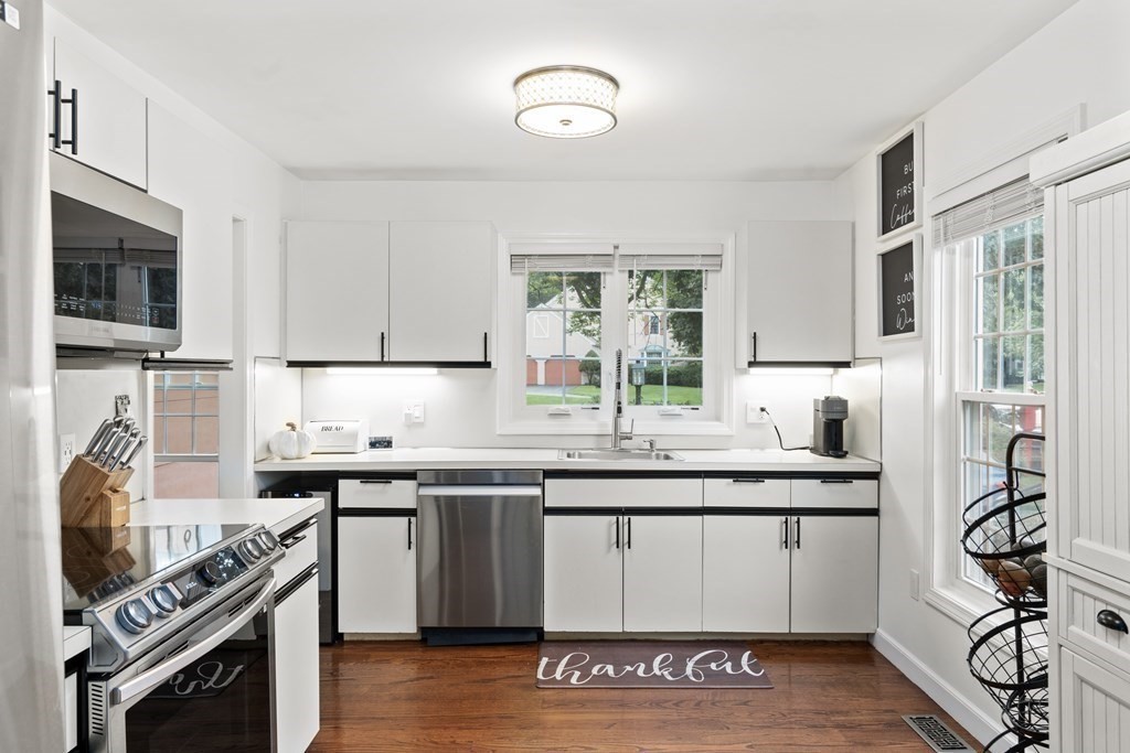 6 Preacher Road, Unit 6 Milton, MA 02186 - Photo 9 of 35 Gallery Image 9