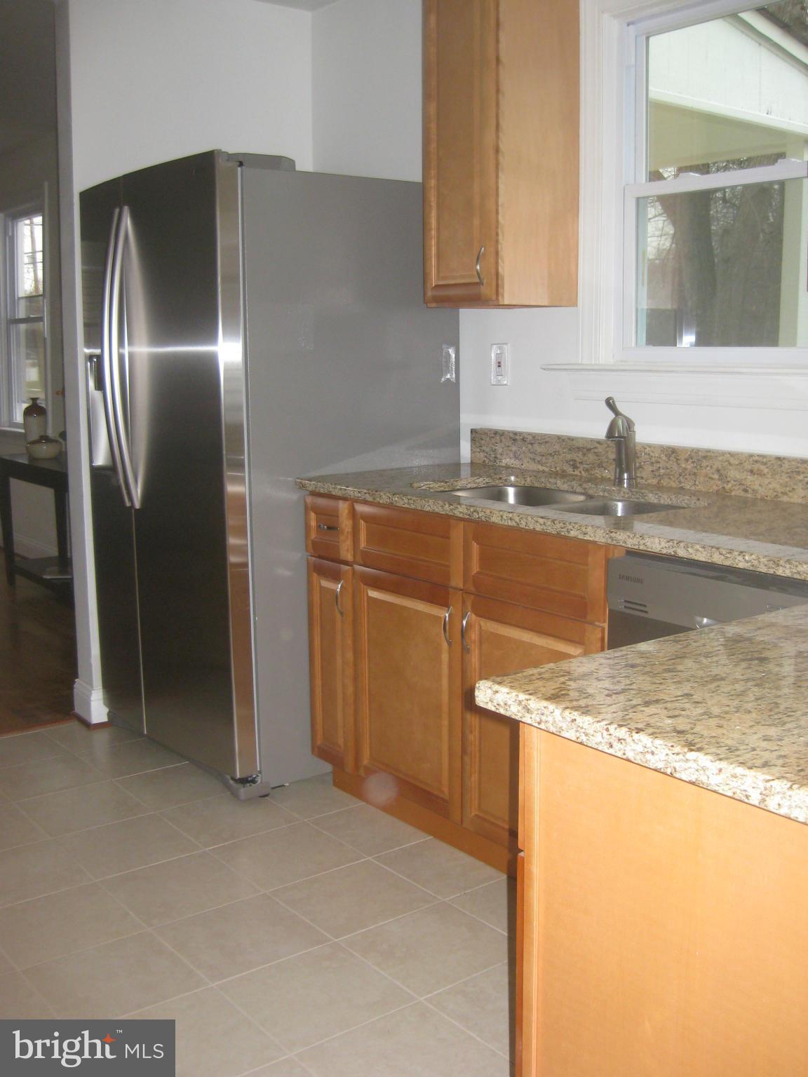 6516 Suitland Road Morningside, MD 20746 - Photo 4 of 17 Kitchen