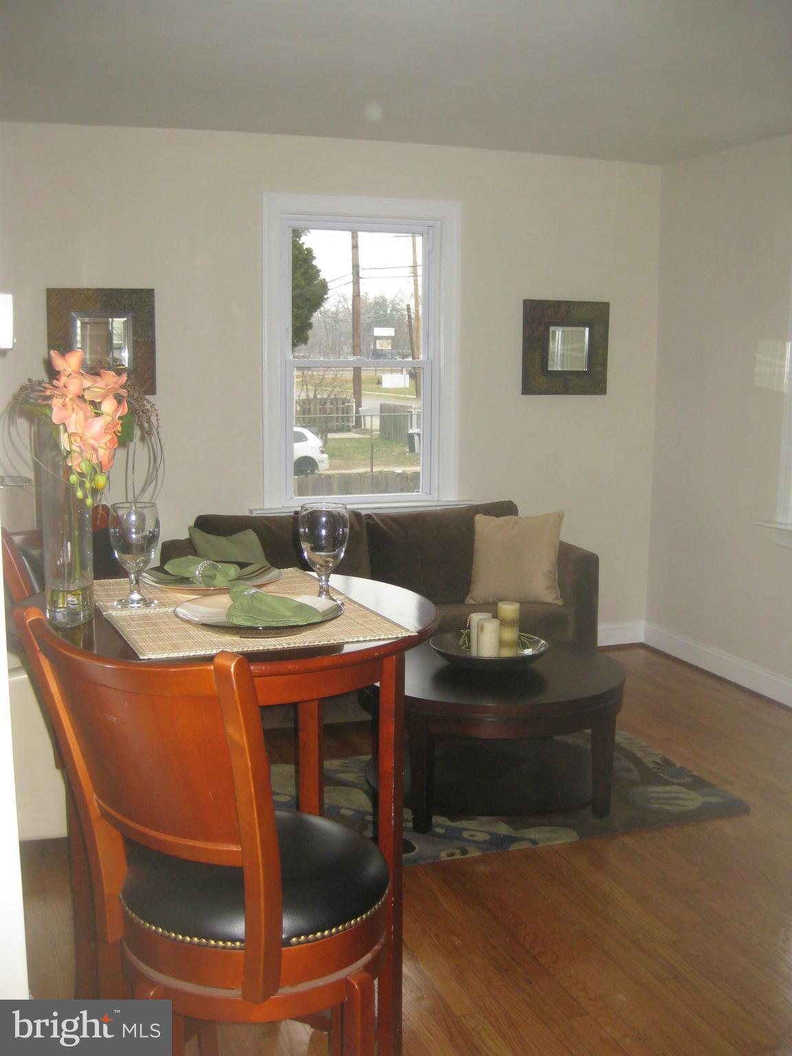 6516 Suitland Road Morningside, MD 20746 - Photo 7 of 17 Dining Room