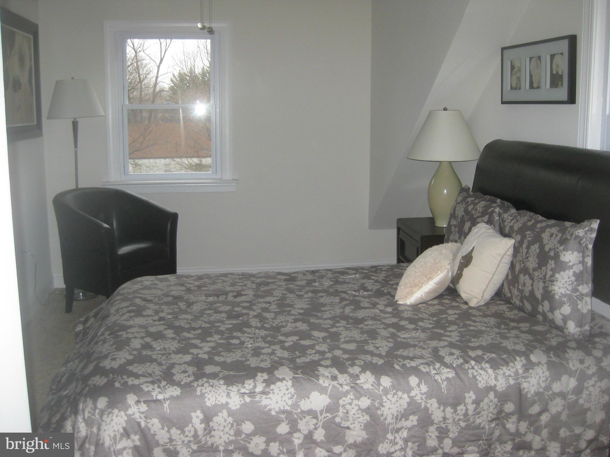 6516 Suitland Road Morningside, MD 20746 - Photo 9 of 17 Bath (Master)