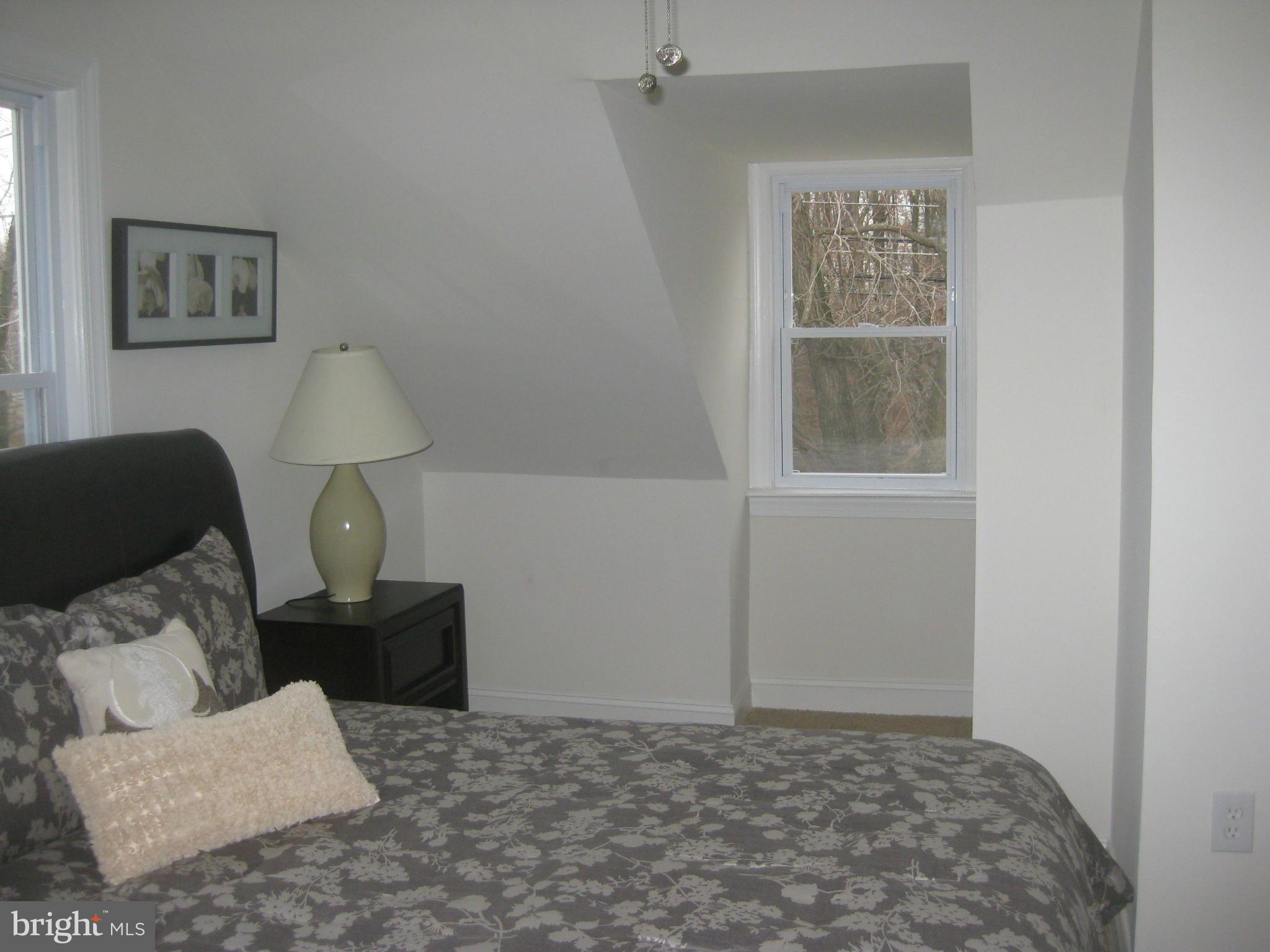 6516 Suitland Road Morningside, MD 20746 - Photo 10 of 17 Bath (Master)