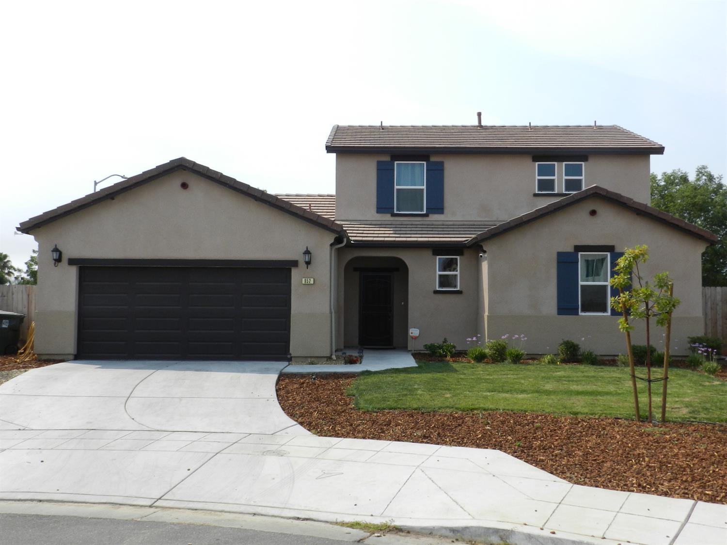 852 Morris Lane Madera, CA 93637 - Photo 2 of 18