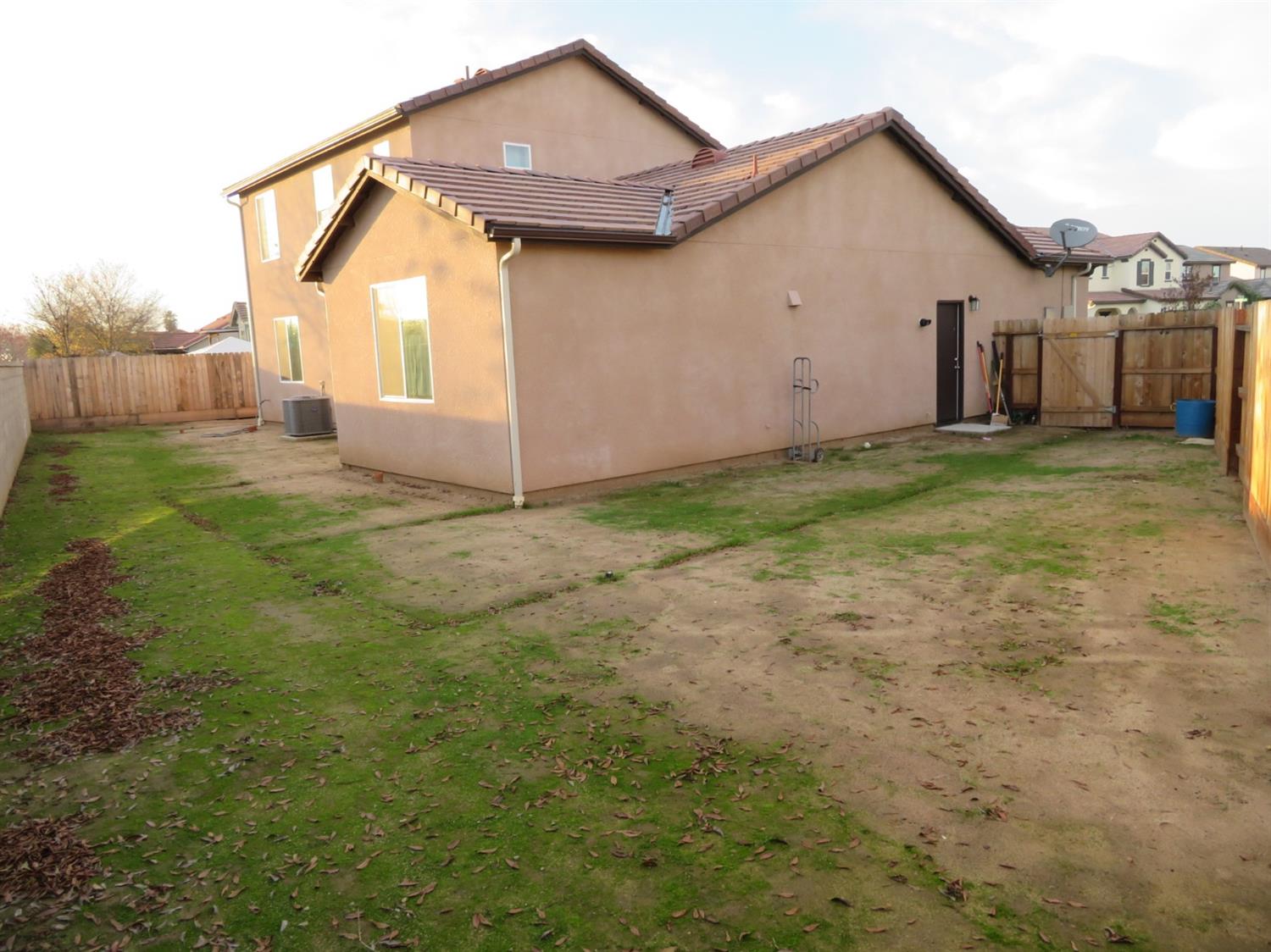 852 Morris Lane Madera, CA 93637 - Photo 16 of 18