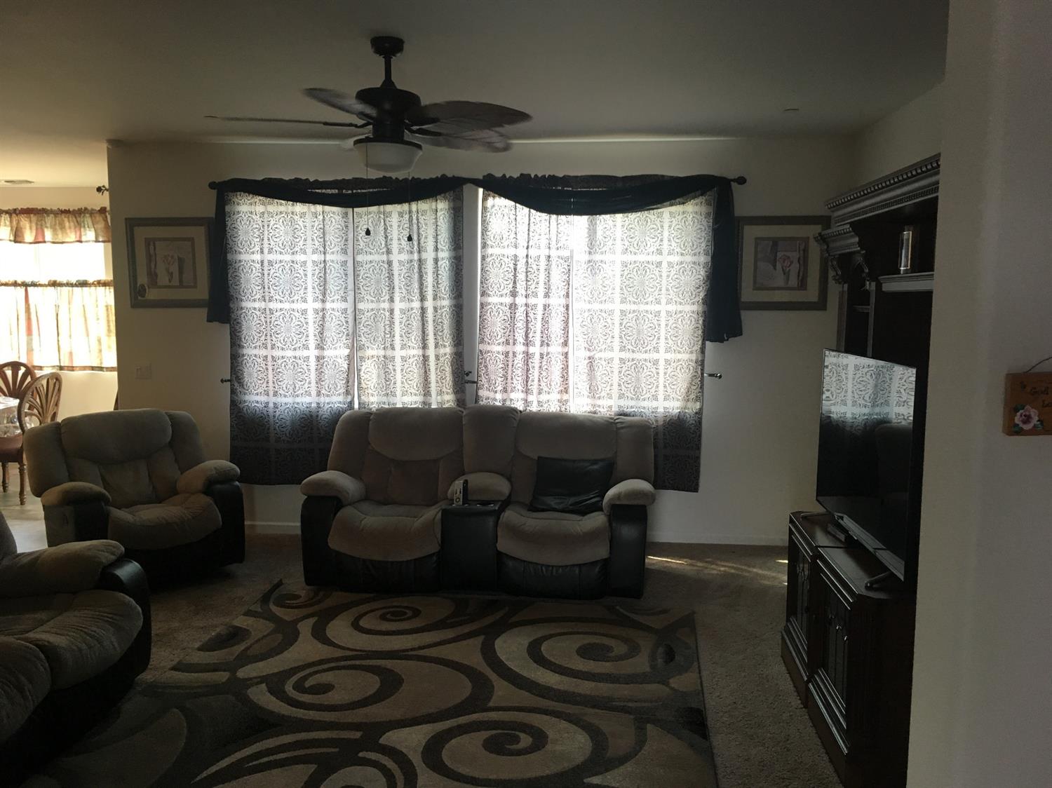 852 Morris Lane Madera, CA 93637 - Photo 9 of 18