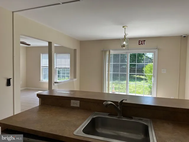 $3,000 | 310 West High Street, Unit A, Glassboro, NJ 08028