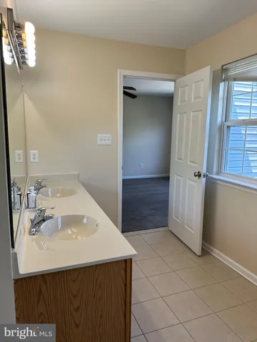 $3,000 | 310 West High Street, Unit A, Glassboro, NJ 08028