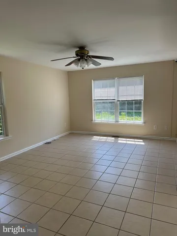 $3,000 | 310 West High Street, Unit A, Glassboro, NJ 08028