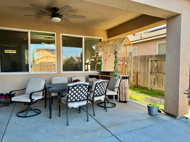 $490,000 | 5865 East Beck Avenue, Fresno, CA 93727