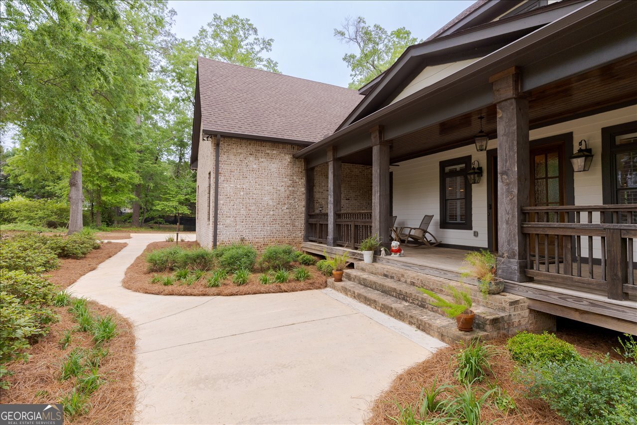 1031 Cherokee Road Perry, GA 31069 - Photo 9 of 104