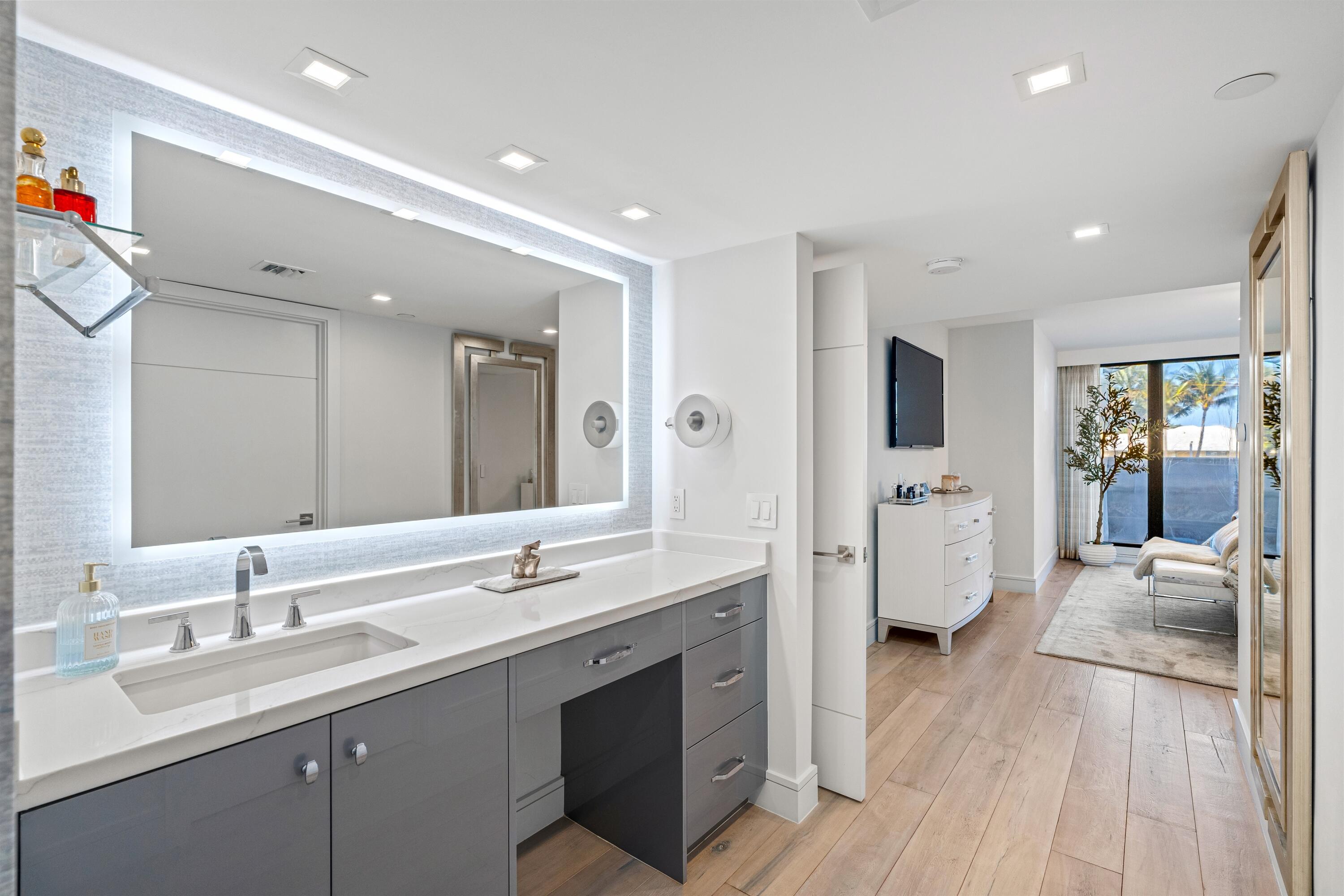 1400 South Ocean Boulevard, Unit N103 Boca Raton, FL 33432 - Photo 23 of 61 PRIMARY BATH