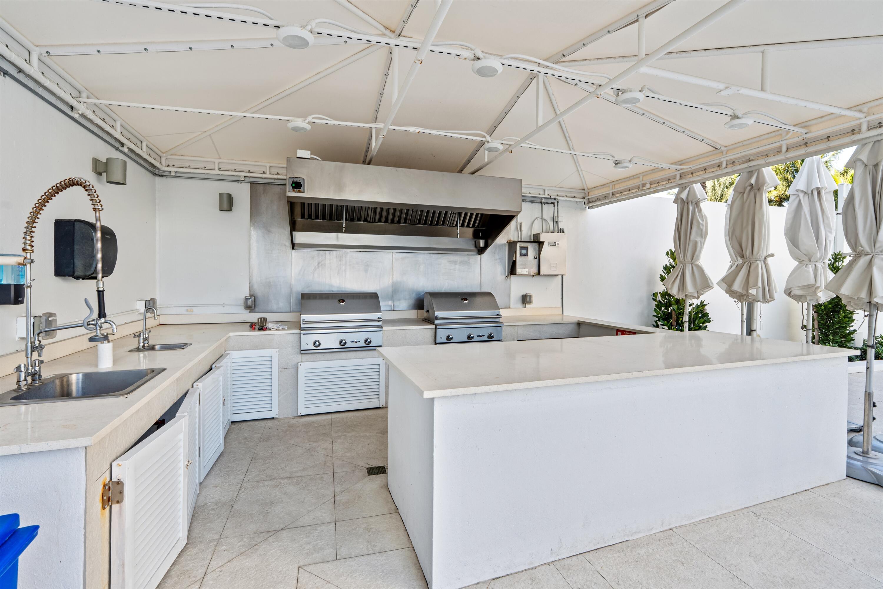 1400 South Ocean Boulevard, Unit N103 Boca Raton, FL 33432 - Photo 47 of 61 BBQ_AREA