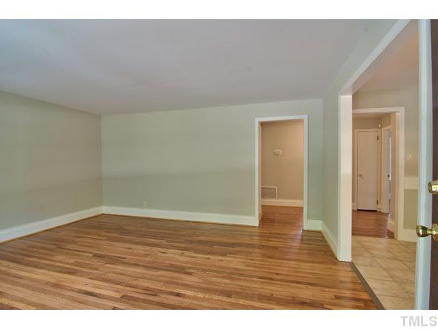 4219 Kerley Road Durham, NC 27705 - Photo 5 of 25 Gallery Image 5