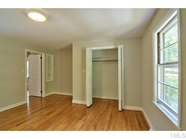 4219 Kerley Road Durham, NC 27705 - Photo 10 of 25 Gallery Image 10