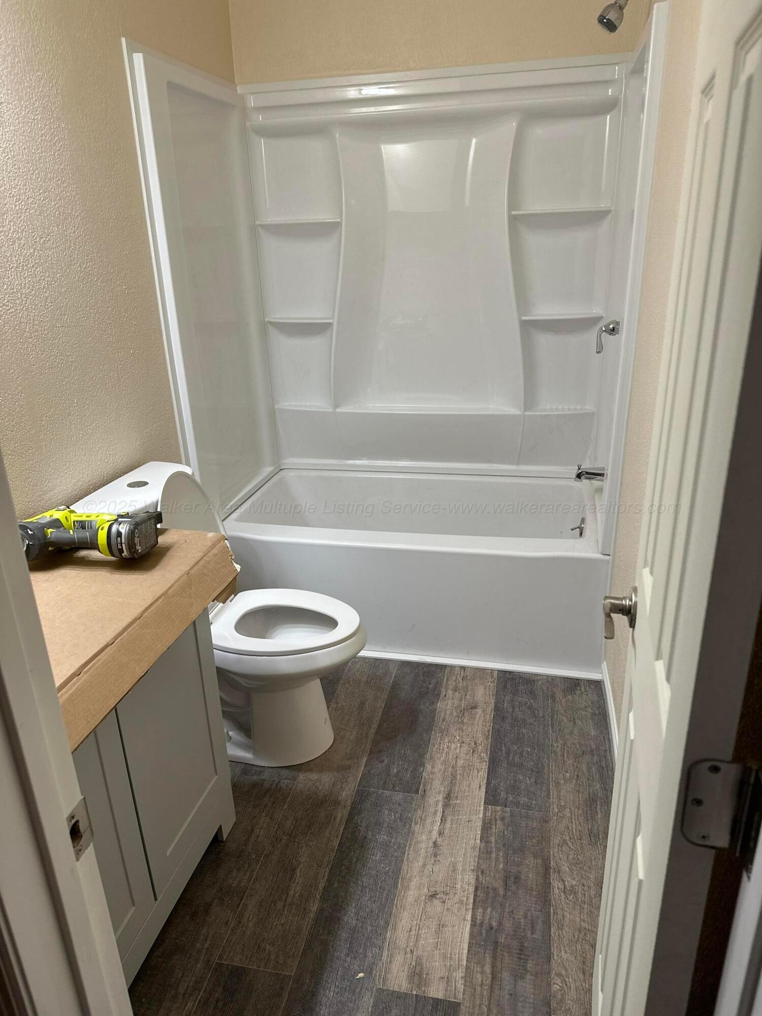 125 Smith Road Parrish, AL 35580 - Photo 14 of 17 Bathroom