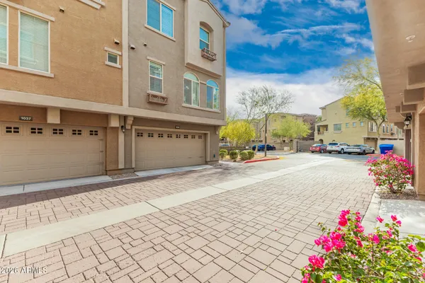 $345,000 | 240 West Juniper Avenue, Unit 1036, Gilbert, AZ 85233