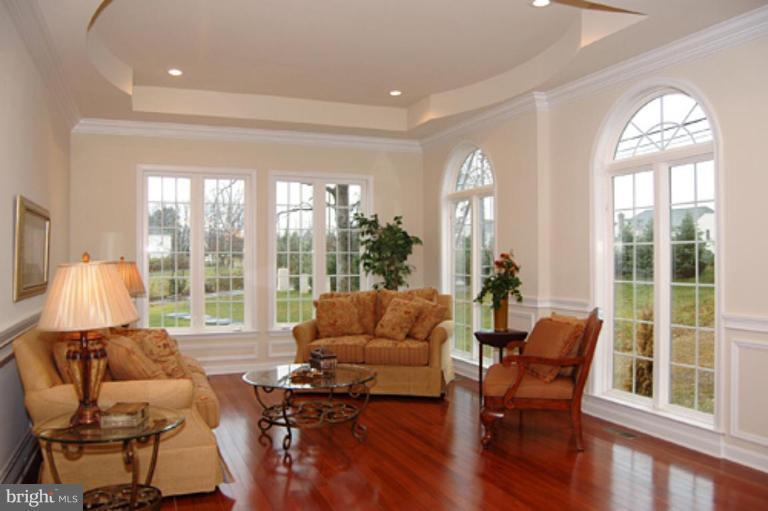 3517 West Ox Road Fairfax, VA 22033 - Photo 13 of 30 Living Room #2
