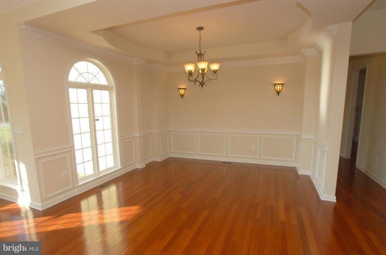 3517 West Ox Road Fairfax, VA 22033 - Photo 14 of 30 Dining Room