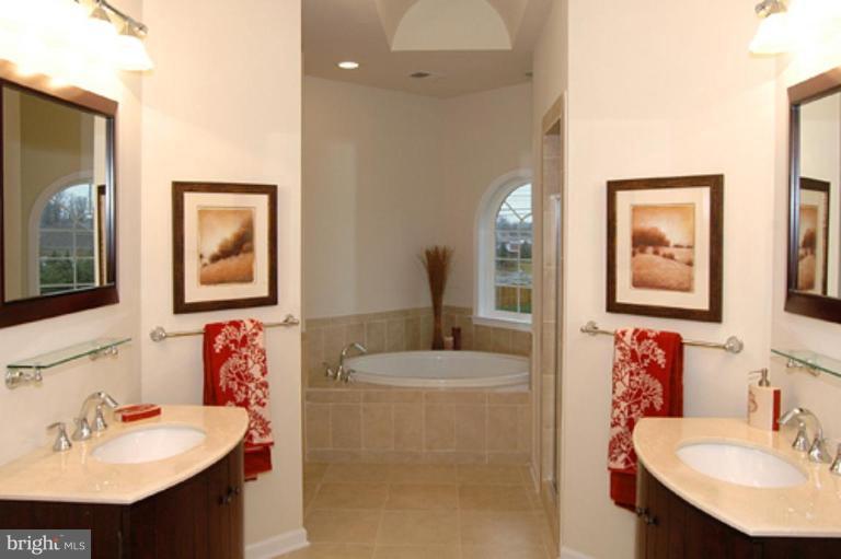 3517 West Ox Road Fairfax, VA 22033 - Photo 17 of 30 Master Bath