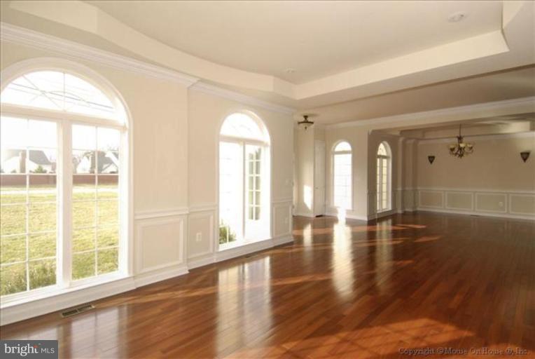 3517 West Ox Road Fairfax, VA 22033 - Photo 30 of 30 Living Room/Dining Room