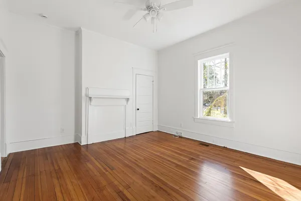 $1,800 | 2426 Vesson Avenue, Unit A, Durham, NC 27707