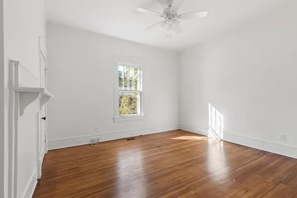 $1,800 | 2426 Vesson Avenue, Unit A, Durham, NC 27707