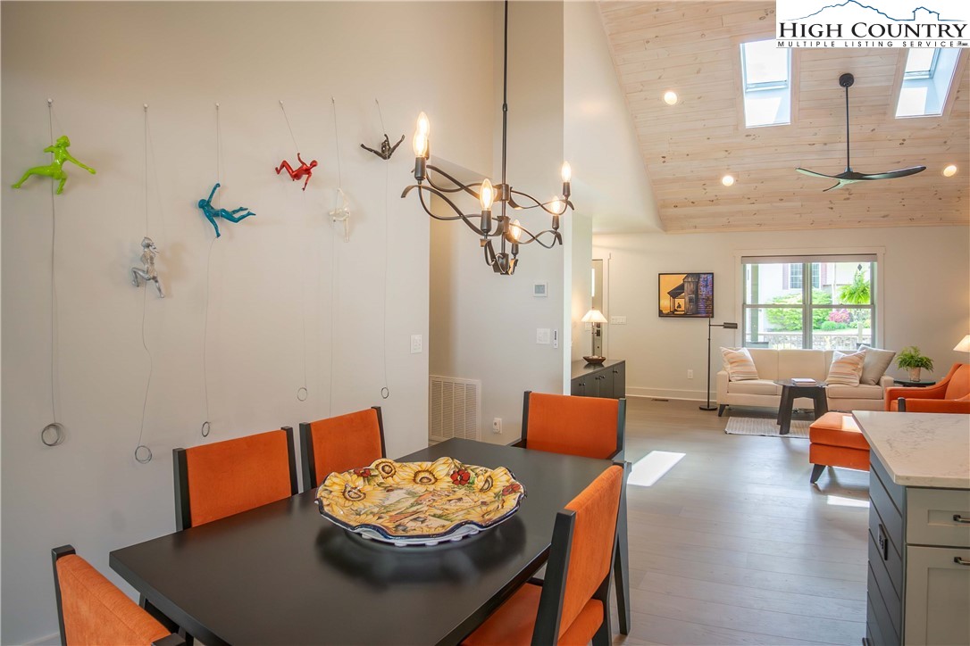 667 Ransom Street Blowing Rock, NC 28605 - Photo 12 of 35 Gallery Image 12