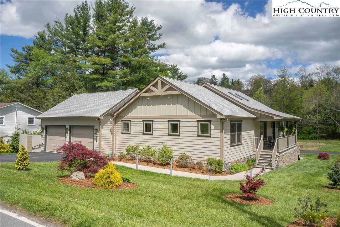 667 Ransom Street Blowing Rock, NC 28605 - Photo 2 of 35 Gallery Image 2